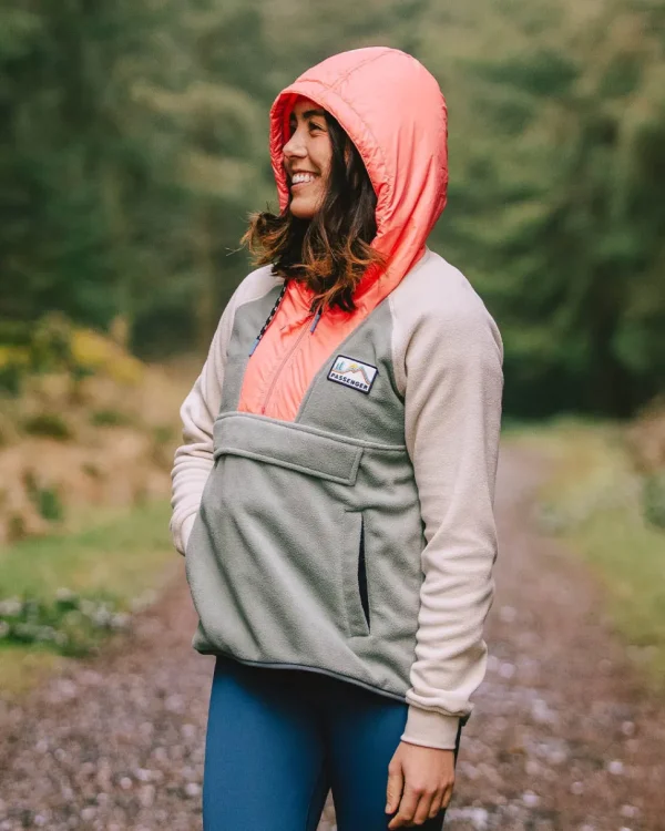 Hot Passenger Alexander Recycled Polar Hooded Fleece Pistachio