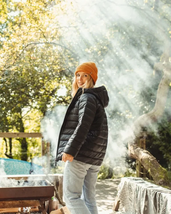 New Passenger Pow Recycled Insulated Jacket True Black
