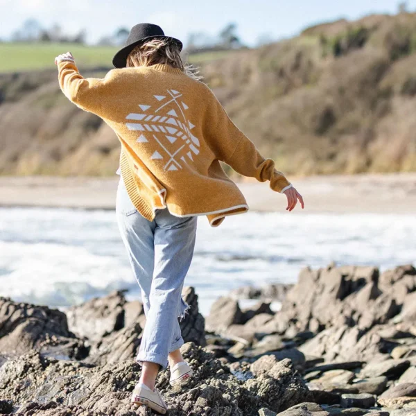 Store Passenger West Coast Cardigan Sunset Yellow