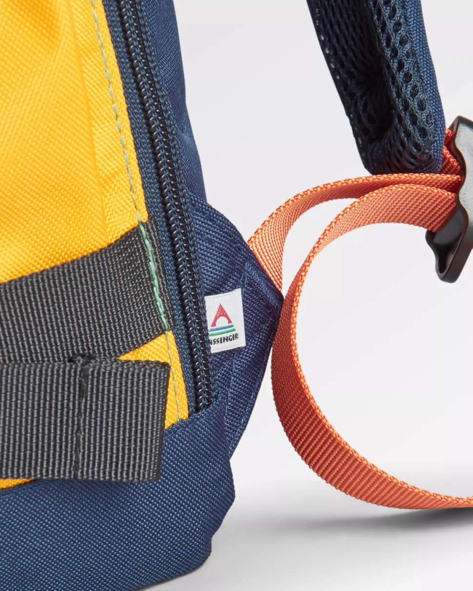 Cheap Passenger Boondocker Recycled 26L Backpack Navy/ Laurel Green/ Blue Haze