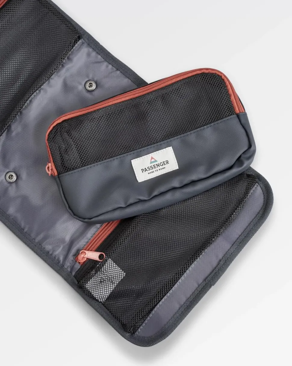 Shop Floris van Bommel Drop Recycled Wash Kit Charcoal