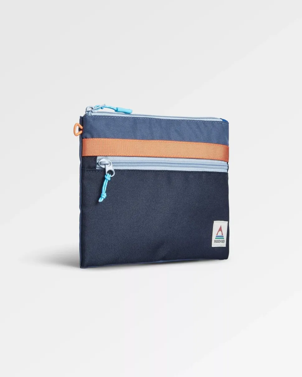 Store Passenger Essentials Recycled Pouch Dark Denim/ Deep Navy