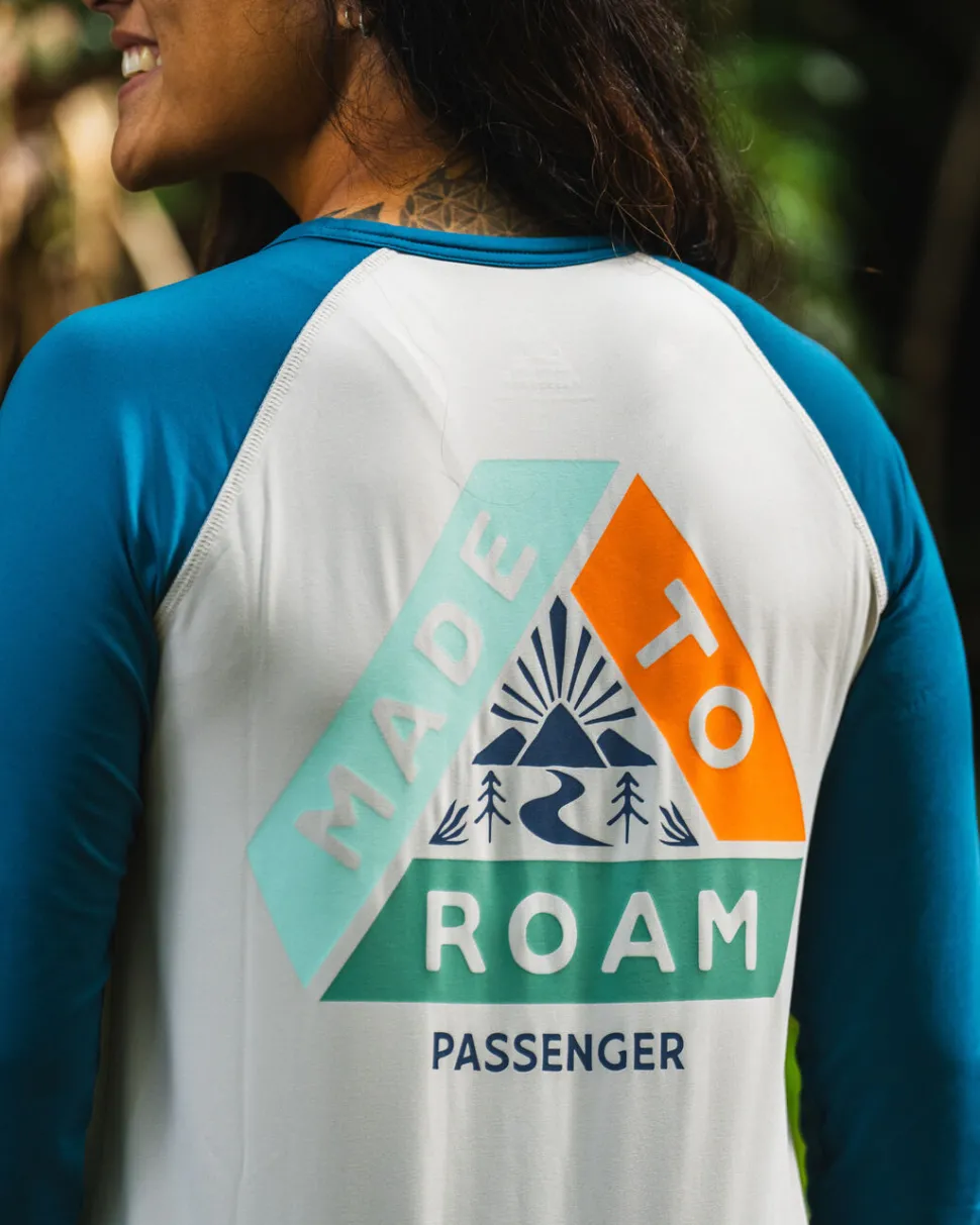 Online Passenger River Recycled Active LS T-Shirt Corsair/ Vintage White