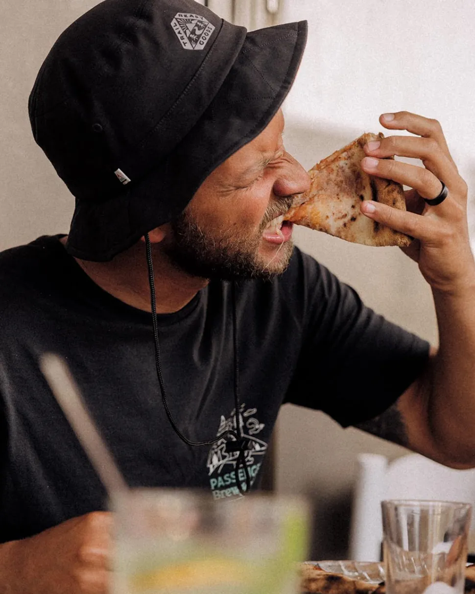 New Floris van Bommel Shaded Organic Bucket Hat Black