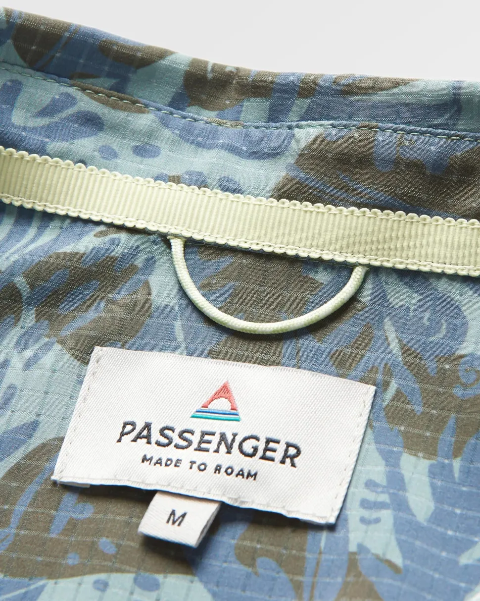 Clearance Passenger Sundowner Stretch Short Sleeve Shirt Abstract Seaweed Camo