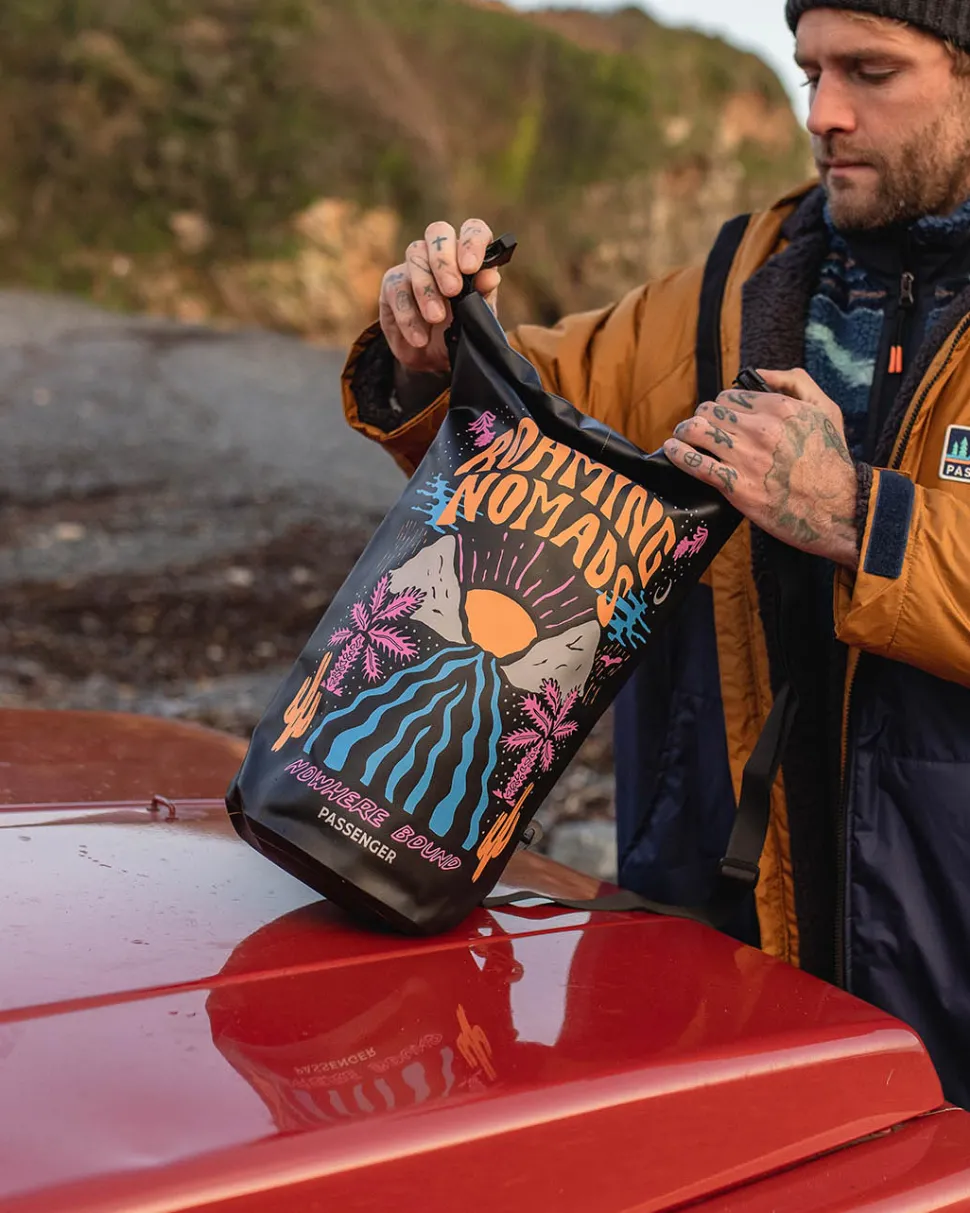 Hot Floris van Bommel Tide 10L Recycled Dry Bag Roaming Nomads