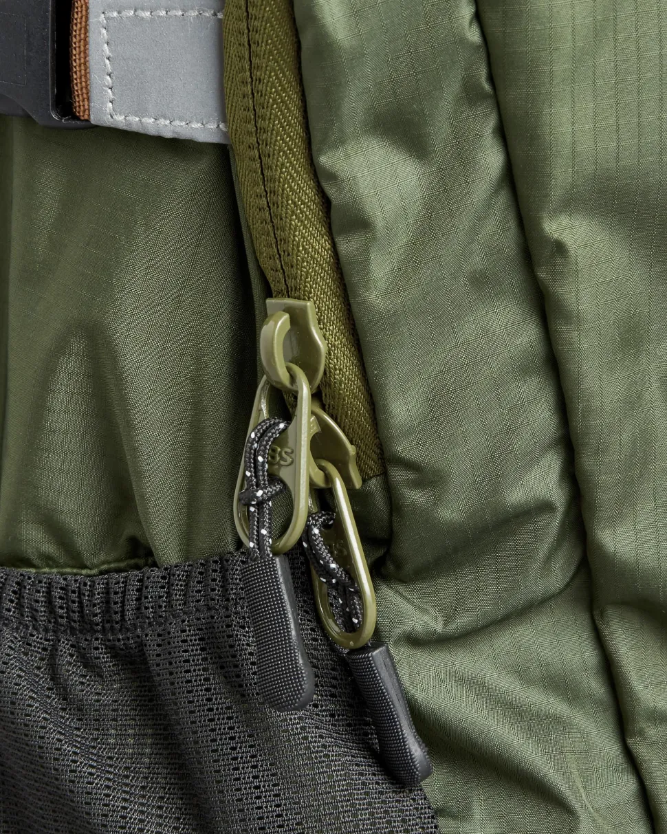 Hot Floris van Bommel Track Recycled 30L Backpack Fir Tree