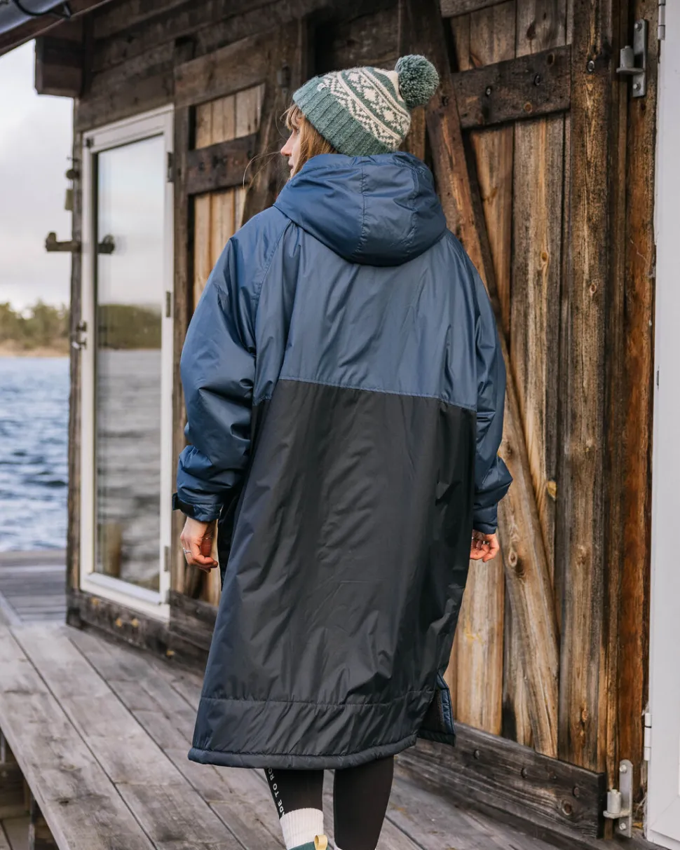 Online Passenger Waves Recycled Sherpa Lined Changing Robe Dark Denim/ Deep Navy