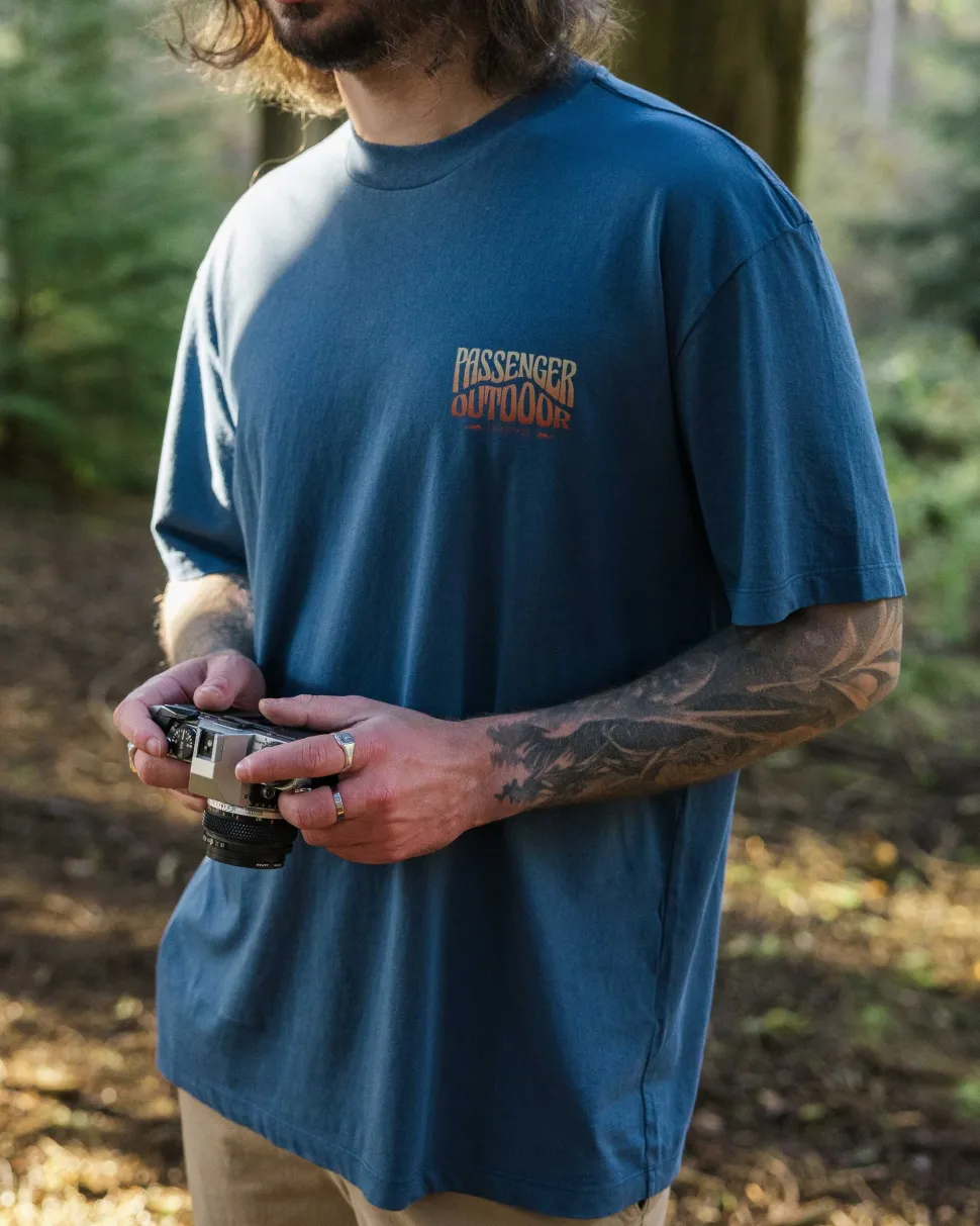 Best Passenger Yuca Recycled Relaxed Fit T-Shirt Dark Denim